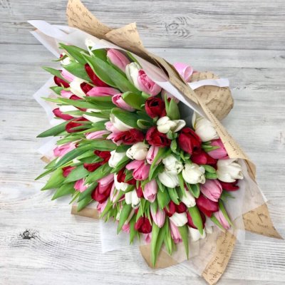 №100 Букет микс из 101 тюльпана